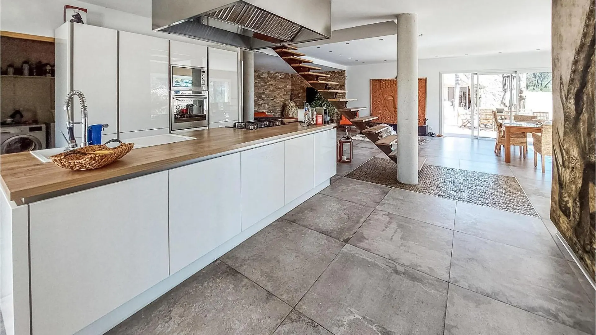 Lovely Home In Cuers With Kitchen 0*,